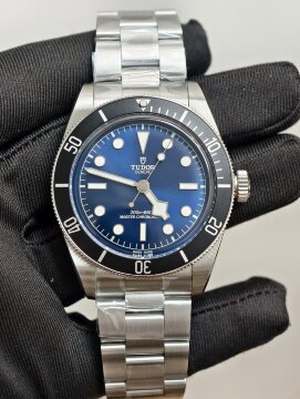 Tudor Black Bay 68 M7943A1A0NU-0001
