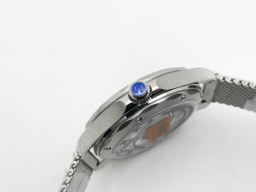 Omega Seamaster Diver 300M James Bond 60th Anniversary 210.30.42.20.03.002
