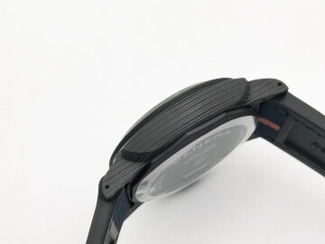 Panerai Luminor Marina Carbotech Luna Rossa PAM01529
