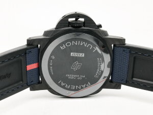 Panerai Luminor Marina Carbotech Luna Rossa PAM01529