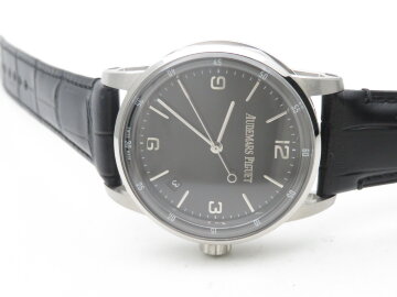 Audemars Piguet CODE 11.59 Automatic