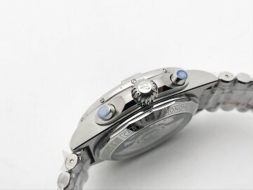 Breitling Chronomat B01 42 Six Nations Wales Soldier AB0134A61K1A1