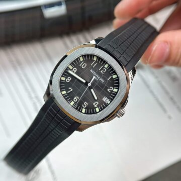Patek Philippe Aquanaut 5167A-001