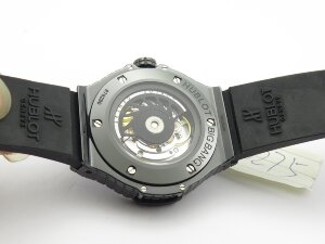 Hublot Big Bang Black Caviar 346.CX.1800.RX