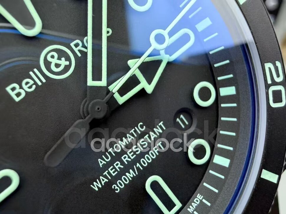 Bell & Ross BR 03 Diver Lum Outline BR03A-D-OL-CE/SRB Арт. BE-4325 Арт. BE-4325