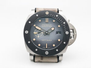 Panerai Submersible Navy SEALs Titanio PAM01669