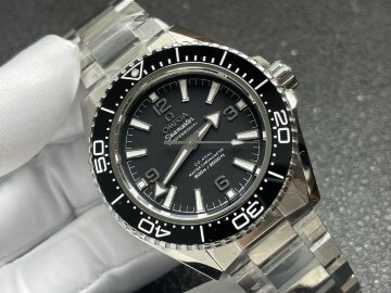 Omega Seamaster Planet Ocean 600m 217.30.42.21.01.001