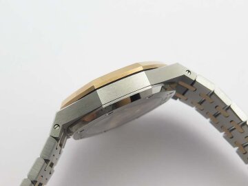 Audemars Piguet Royal Oak Automatic Ladies 15450SR.OO.1256SR.02