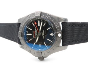 Breitling Avenger II GMT 43 Black Steel M3239010.BF04.109W