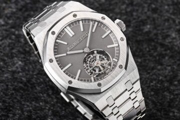 Audemars Piguet Royal Oak Tourbillon 41 mm Extra-Thin 26530TI.OO.1220TI.01