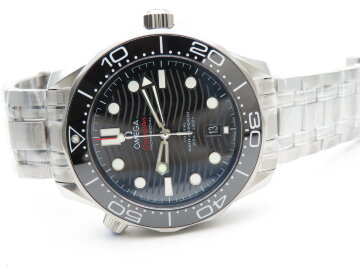Omega Seamaster Diver 300M Chronometer 210.30.42.20.01.001