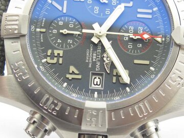 Breitling Avenger Bandit Chronograph Titanium E13383101M2W1