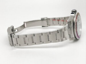 Rolex Submariner Date 116610lv Rainbow