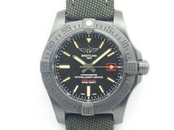 Breitling Avenger Blackbird 44 V17311101B1W1