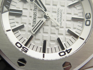Audemars Piguet Royal Oak Offshore Diver 15710ST.OO.A002CA.02