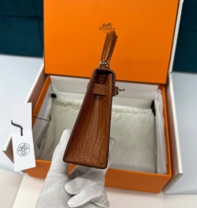 Hermes Kelly 19 крокодил