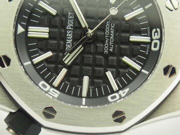 Audemars Piguet Royal Oak Offshore Diver 15703ST.OO.A002CA.01