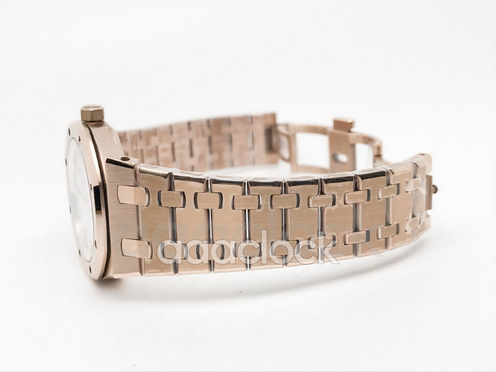 Audemars Piguet Royal Oak Quartz 67651OR.ZZ.D080CA.04 Арт. AP-0304 Арт. AP-0304