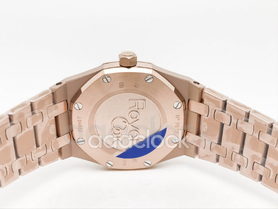 Audemars Piguet Royal Oak Quartz 67651OR.ZZ.D080CA.04 Арт. AP-0304 Арт. AP-0304