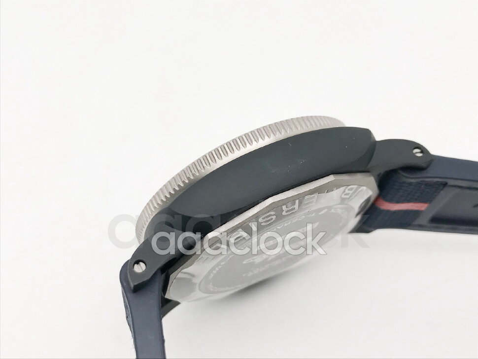 Panerai Submersible QuarantaQuattro Luna Rossa PAM01543 Арт. PA-2113 Арт. PA-2113