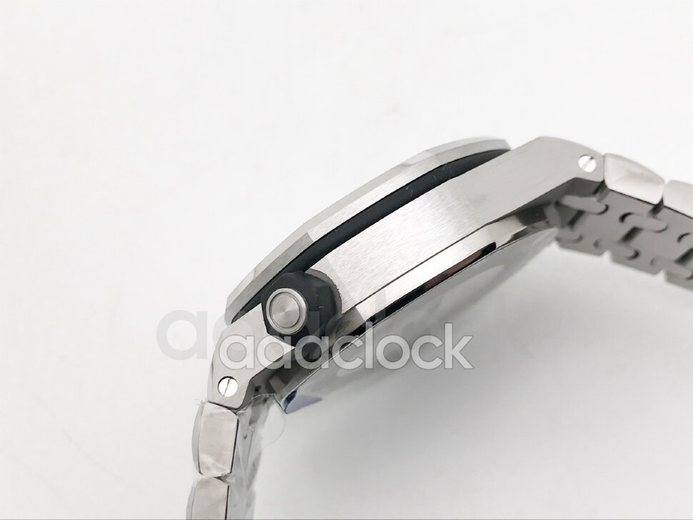 Audemars Piguet Royal Oak Offshore Diver 15703ST.OO.A002CA.02 Арт. AP-0214 Арт. AP-0214