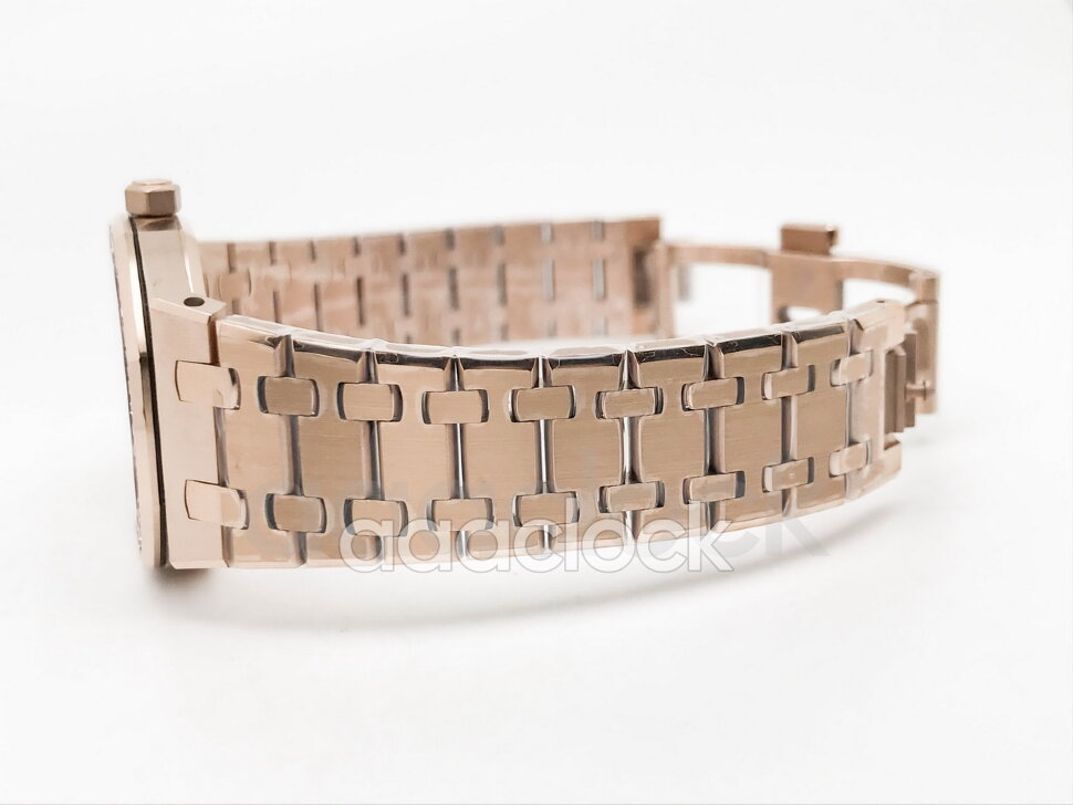Audemars Piguet Royal Oak Quartz 67651OR.ZZ.D080CA.06 Арт. AP-0306 Арт. AP-0306