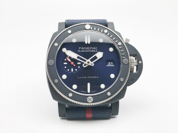 Panerai Submersible QuarantaQuattro Luna Rossa PAM01466