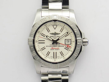 Breitling Avenger II GMT A3239011G778