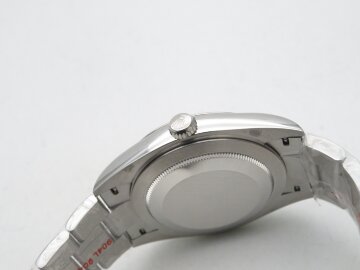 Rolex Oyster Perpetual 41 124300-0004