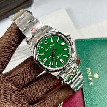 Rolex Oyster Perpetual 41 124300-0005