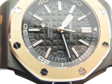 Audemars Piguet Royal Oak Offshore Diver QEII Cup 2014 15709TR.OO.A005CR.01