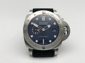 Panerai Submersible QuarantaQuattro Luna Rossa PAM01391