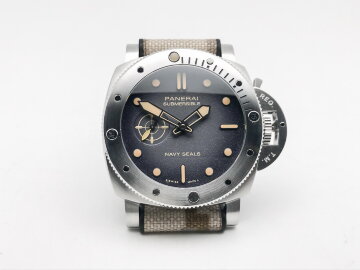 Panerai Submersible QuarantaQuattro Navy SEALs PAM01518