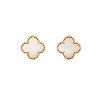 Серьги Van Cleef Magic Alhambra VCARA43700