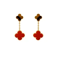 Серьги Van Cleef Magic Alhambra VCARN5JR00, 2 мотива