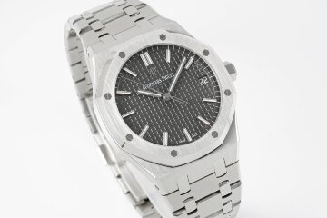Audemars Piguet Royal Oak "50th Anniversary" 15510ST.OO.1320ST.05