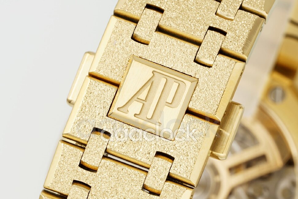 Audemars Piguet Royal Oak Chronograph Frosted Gold 26240BA.GG.1324BA.01 Арт. AP-0132 Арт. AP-0132