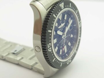 Breitling Superocean 44 Special Y1739316