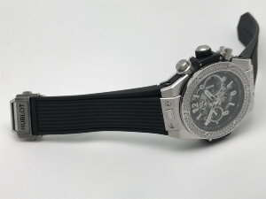 Hublot Big Bang Unico Titanium Diamonds 421.NX.1170.RX.1104