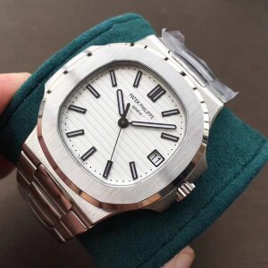 Patek Philippe Nautilus 5711/1A-011