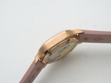 Patek Philippe Ladies Aquanaut Mother of Pearl 5072R-001