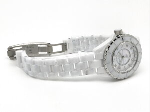 Chanel J12 33mm H5704