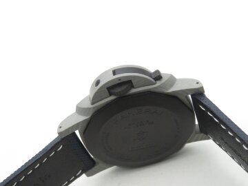 Panerai Luminor Marina Carbotech PAM01663