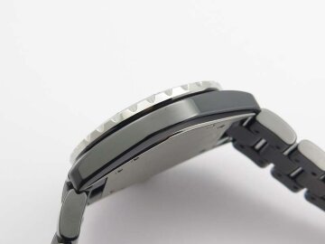 Chanel J12 38mm Automatic H5242 Mademoiselle