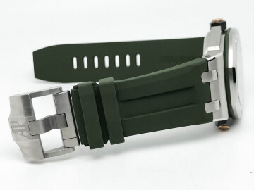 Audemars Piguet Royal Oak Offshore Diver 15720ST.OO.A052CA.01