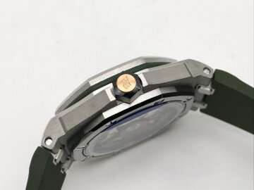Audemars Piguet Royal Oak Offshore Diver 15720ST.OO.A052CA.01