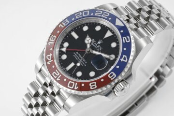 Rolex GMT Master II 126710BLRO-0001 "Pepsi"