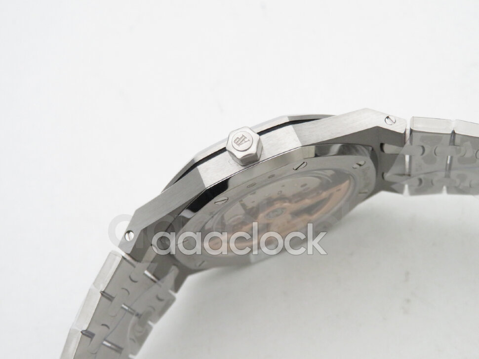 Audemars Piguet Royal Oak Extra-Thin Jumbo 15202BC.OO.1240BC.01 Арт. AP-0137 Арт. AP-0137