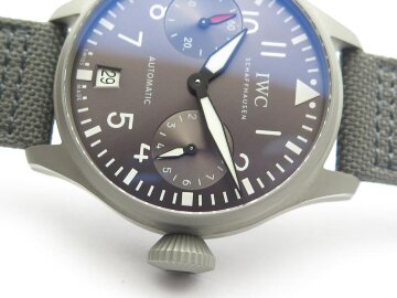 IWC Big Pilot Edition Patrouille Suisse Limited IW500910