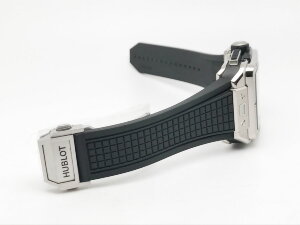 Hublot Square Bang Unico Titanium 821.NX.0170.RX